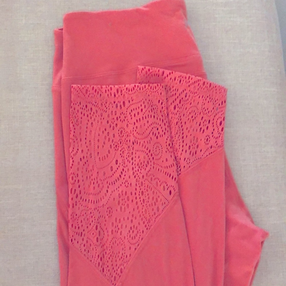 Victoria’s Secret “Pink” Leggings